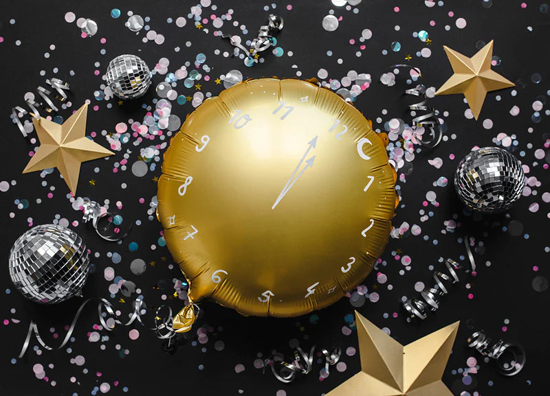 Gold Clock Foil Balloon 18 in.